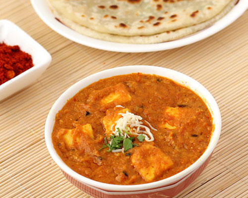 BEST FAMILY RESTAURANTS IN VRINDAVAN , RESTAURANTS NEAR PREM MANDIR IN VRINDAVAN, PURE VEG RESTAURANTS IN VRINDAVAN , BEST RESTAURANTS IN VRINDAVAN, LUXURY RESTAURANTS IN VRINDAVAN 